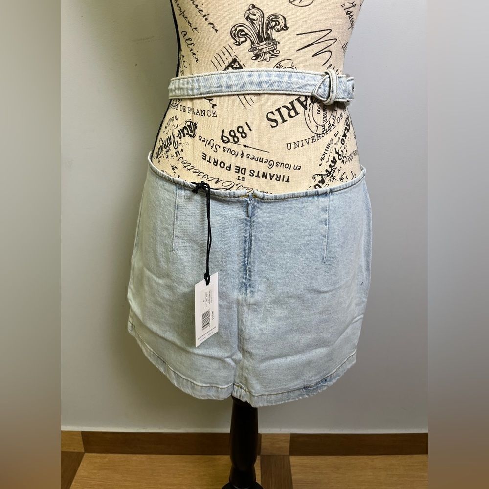 WEWOREWHAT Denim Cut Out Mini Skirt NWT Size S - Picture 2 of 10